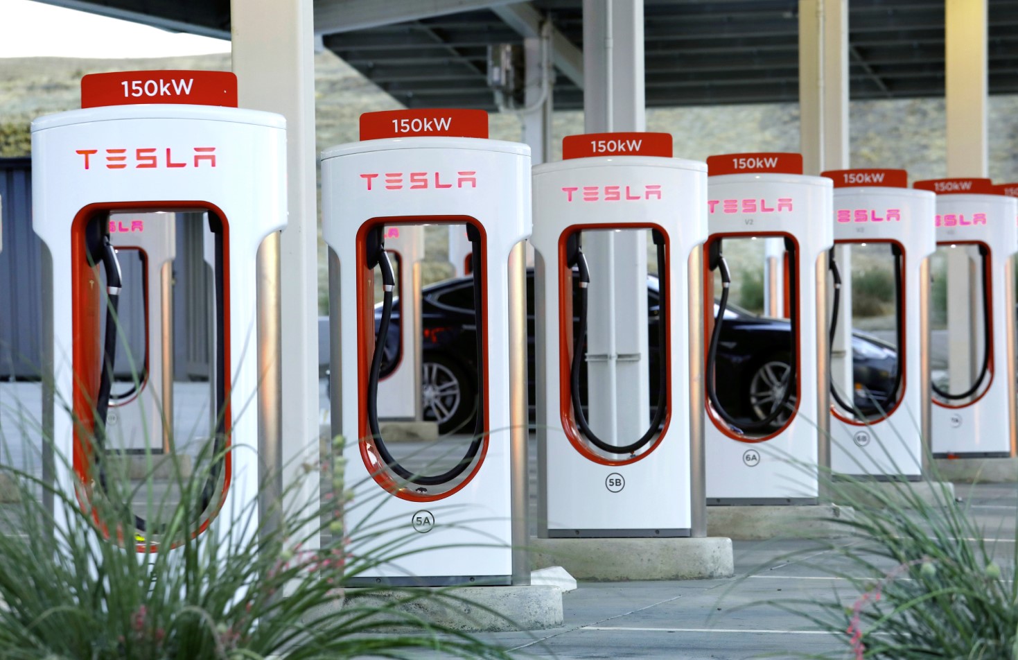 Les superchargeurs Tesla seront accessibles à tous les véhicules électriques aux États-Unis