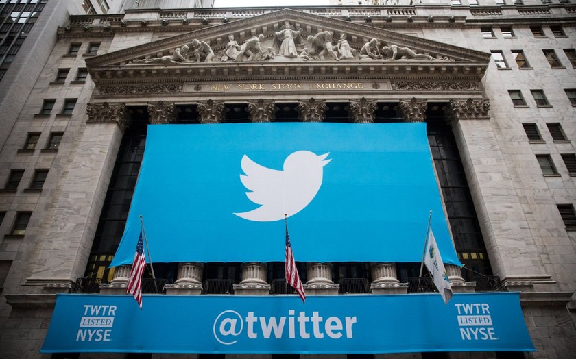 Покупатели готовы выложить за Twitter больше $16 млрд