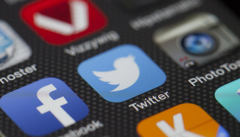 Дожали: Twitter разрешит переключаться на хронологическую ленту