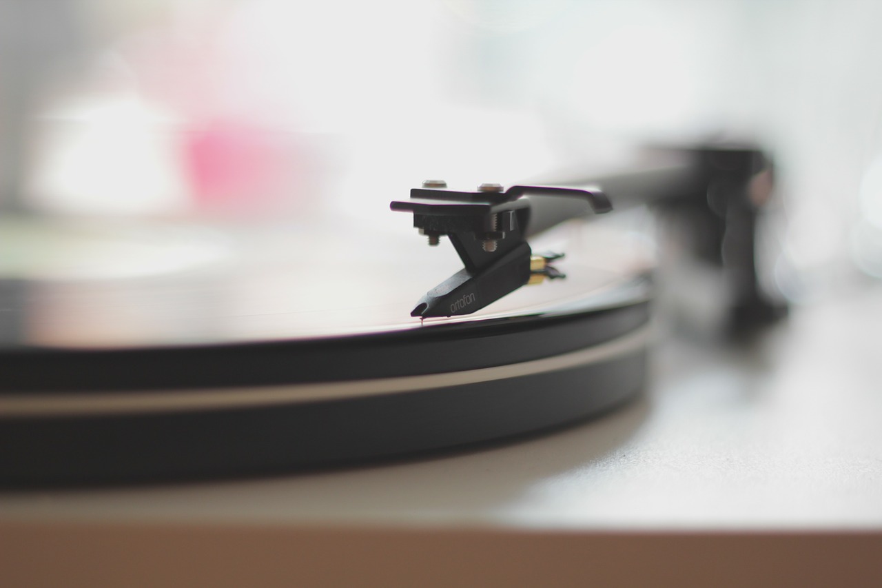 The vinyl music market is growing steadily in the era of streaming services