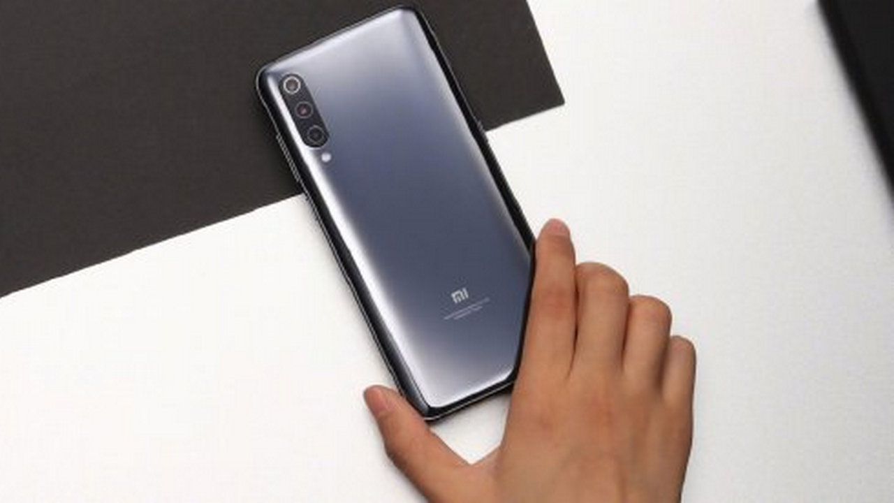 Голова Xiaomi підтвердив вихід флагмана Mi 10 Pro