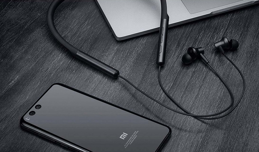 Xiaomi released a wireless headset-collar cheaper than $ 50