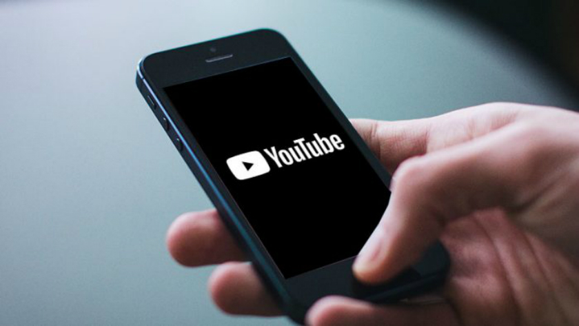 YouTube tightens rules on payments to bloggers
