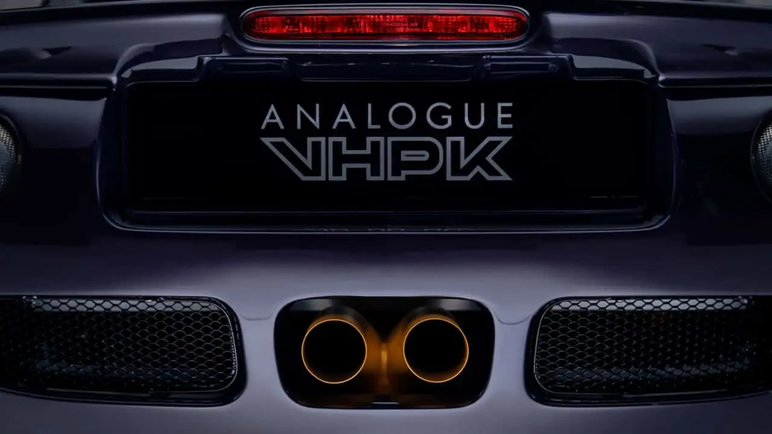 Рестомод Lotus Elise VHPK у карбоновому кузові