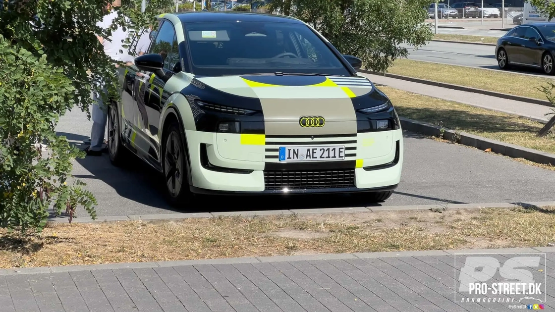 Прототип Audi A2 e-tron під час дорожніх тестів