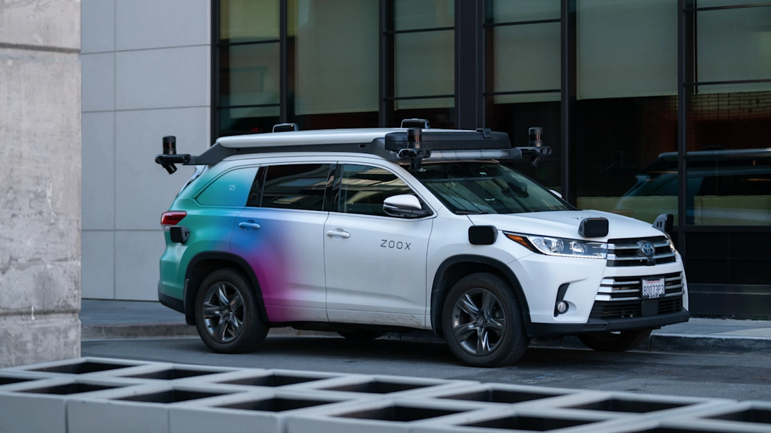 Toyota Highlander: Кроссовер, который покоряет дороги!