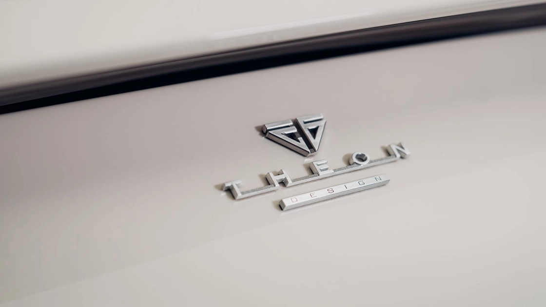 Porsche 911 964 Theon Design сірого кольору