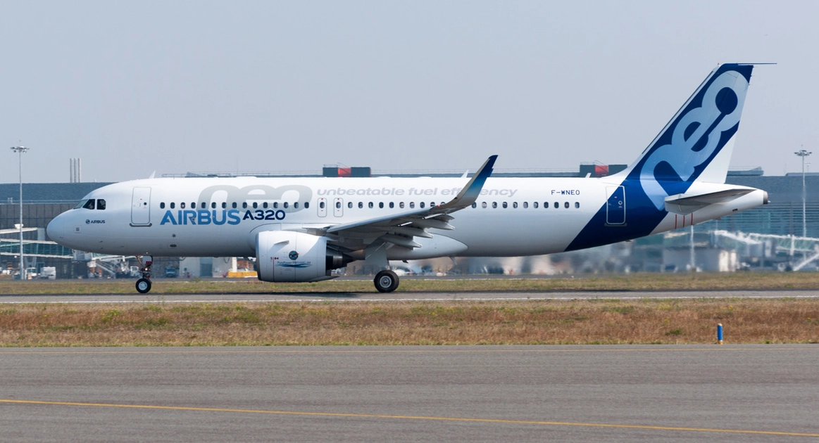 Літак Airbus A320neo авіакомпанії China Southern