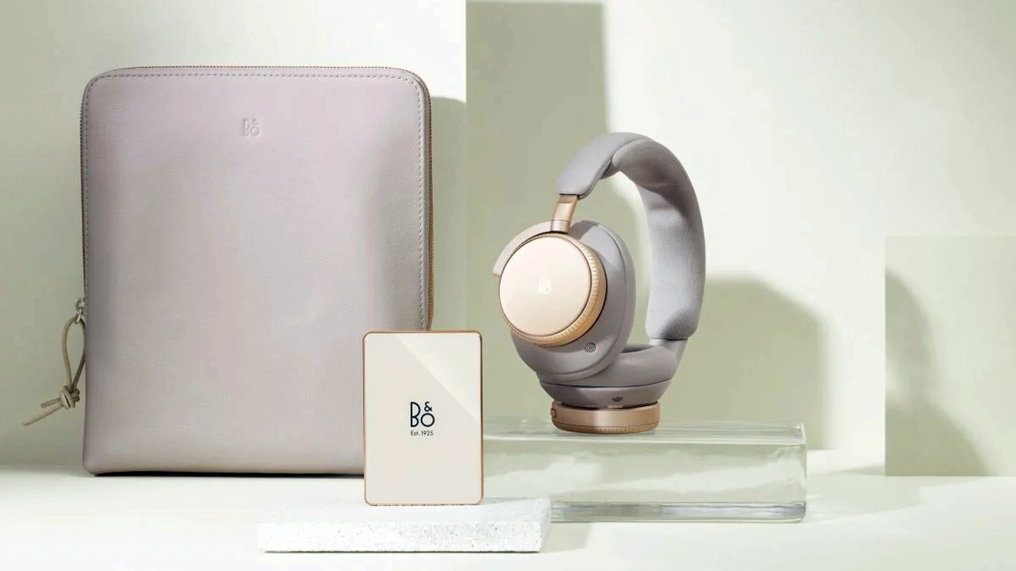 Павербанк Bang & Olufsen у двох кольорах