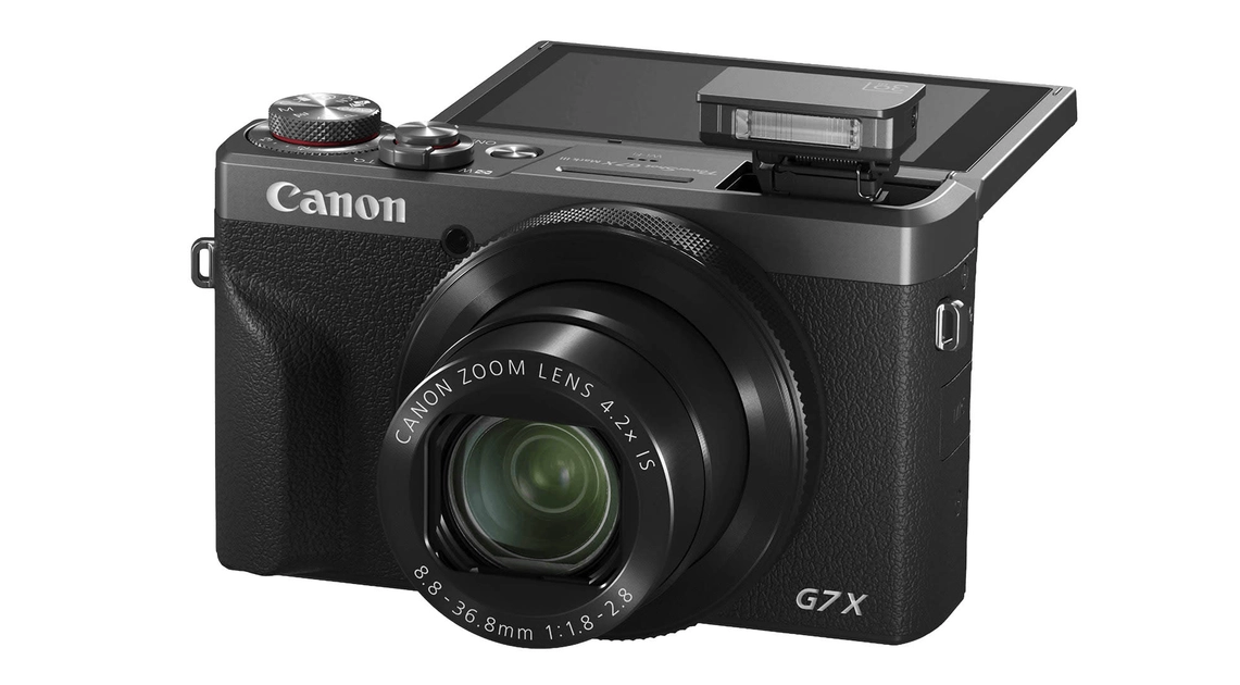 Canon presents the limited edition of the PowerShot G7 X III compact camera