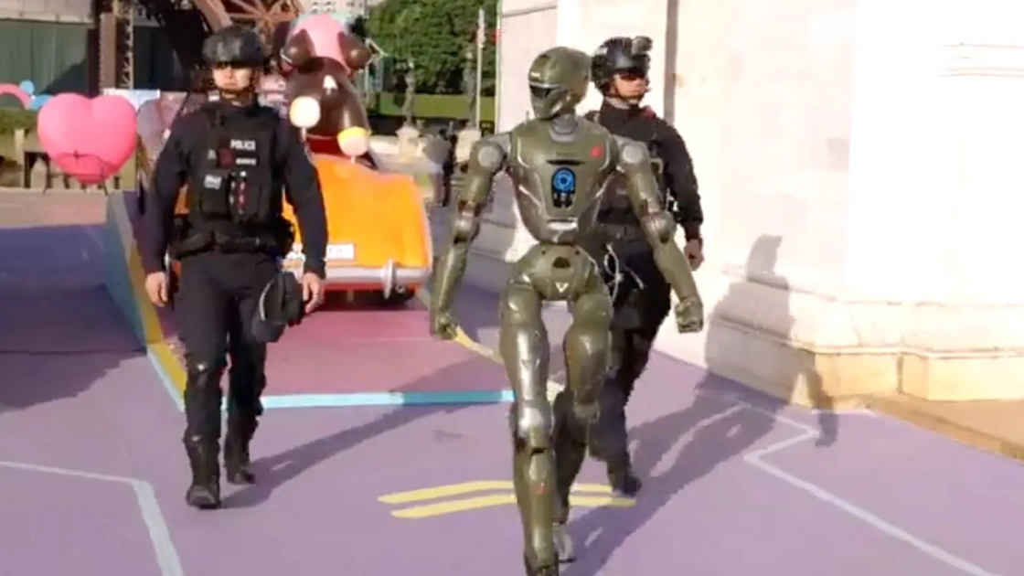 New assistant robot hitting the streets