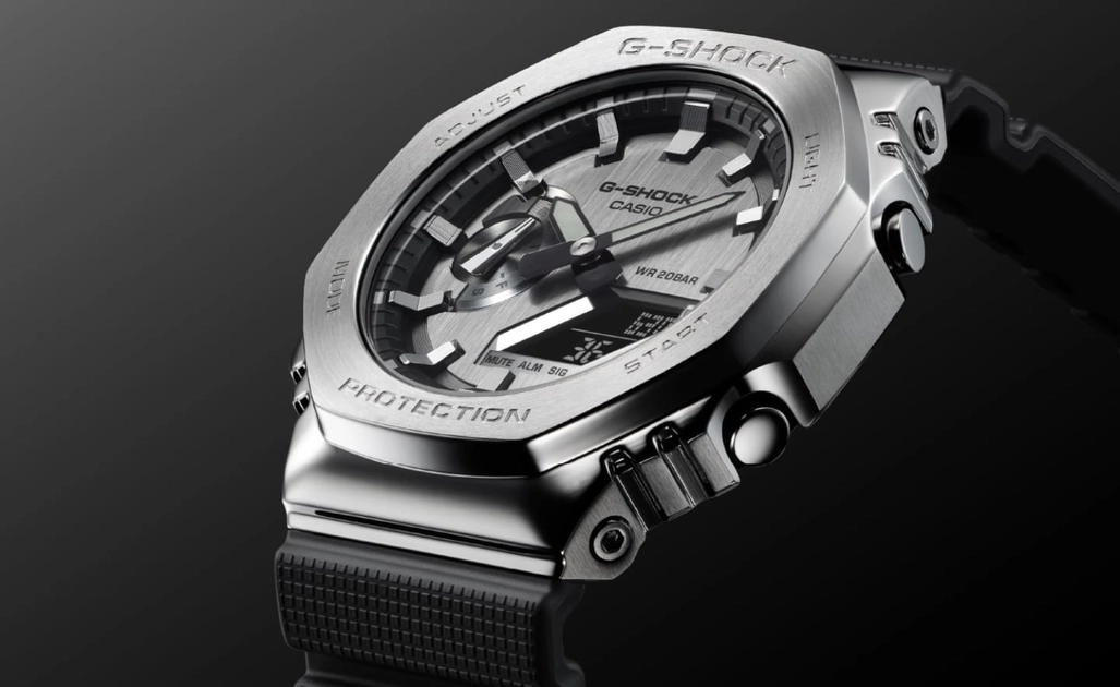 Огляд Casio G-Shock GM2100-1ASW: міцність та стиль в одних годинах