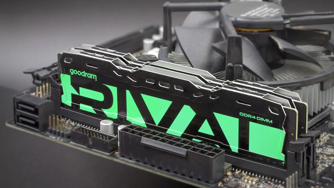 Модулі пам'яті Goodram Rival DDR4 Radiant з червоним радіатором