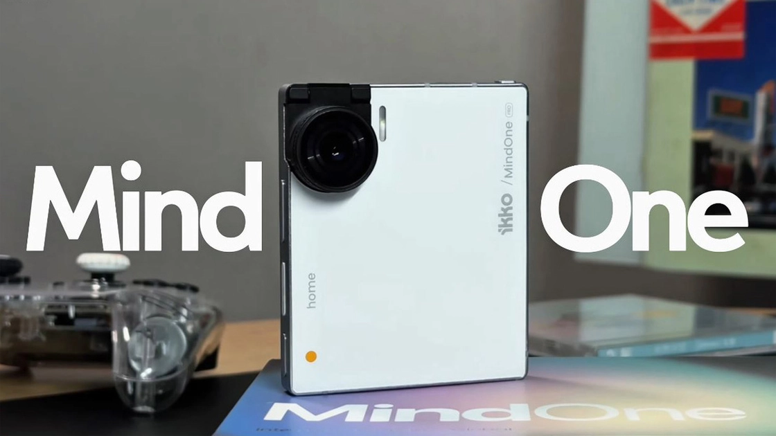 The MindOne Pro's square body and rotating camera module. Image: iKKO