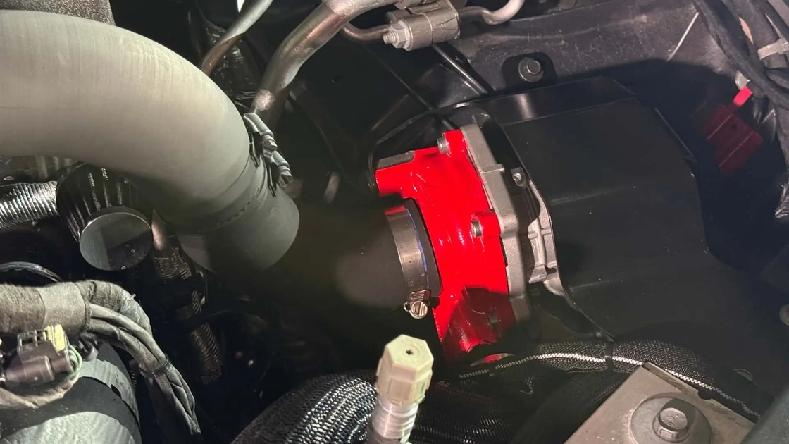 Прототип Jeep Grand Cherokee з системою eBoost Air