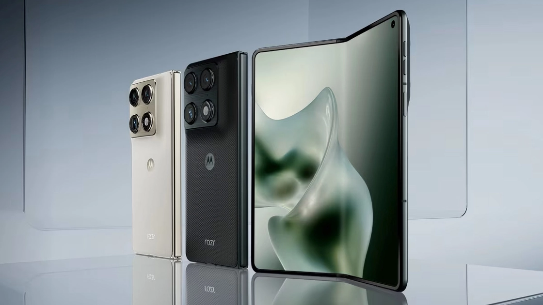 Складаний смартфон Motorola Razr Fold з топовою камерою