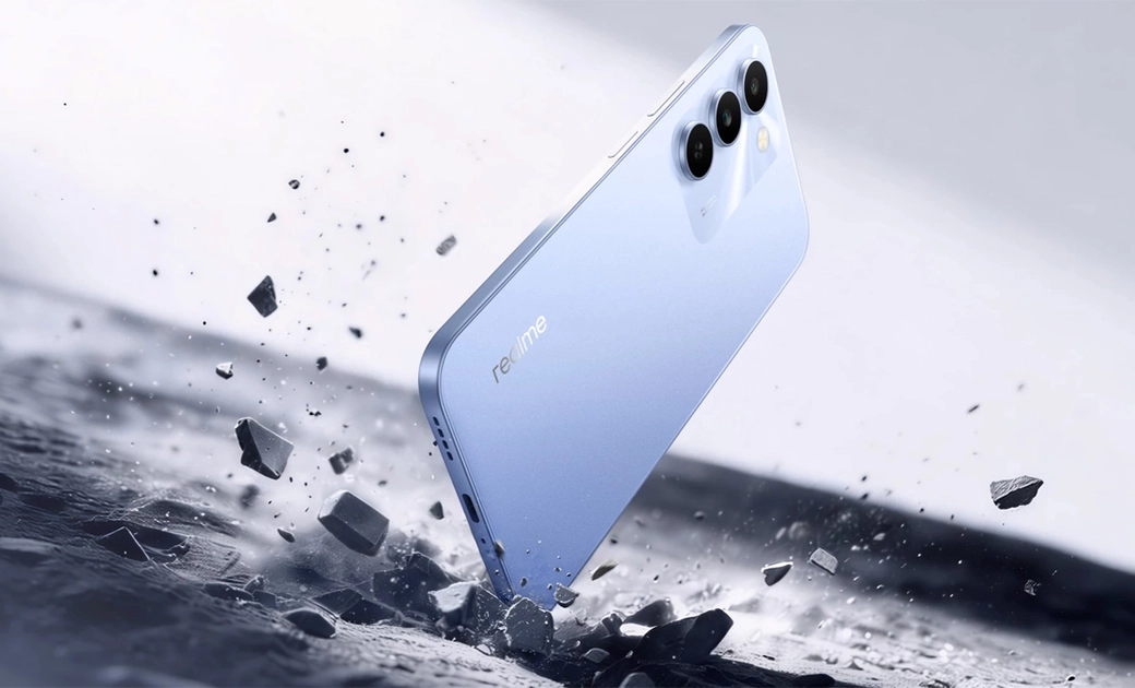Смартфон Realme C83 5G у захищеному корпусі