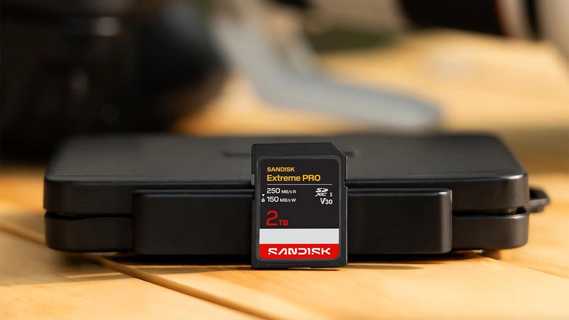 Карта пам'яті SanDisk Extreme Pro 2 ТБ