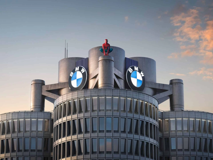 Электрический кроссовер BMW iX3 в стиле Marvel