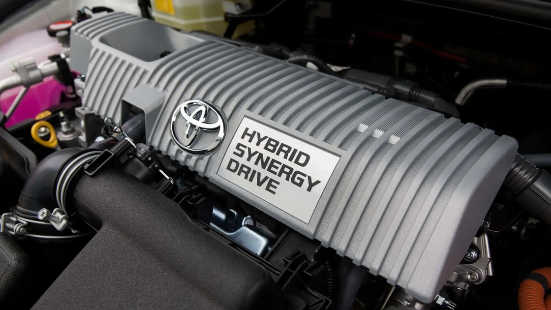 Процес збирання акумуляторних блоків Toyota