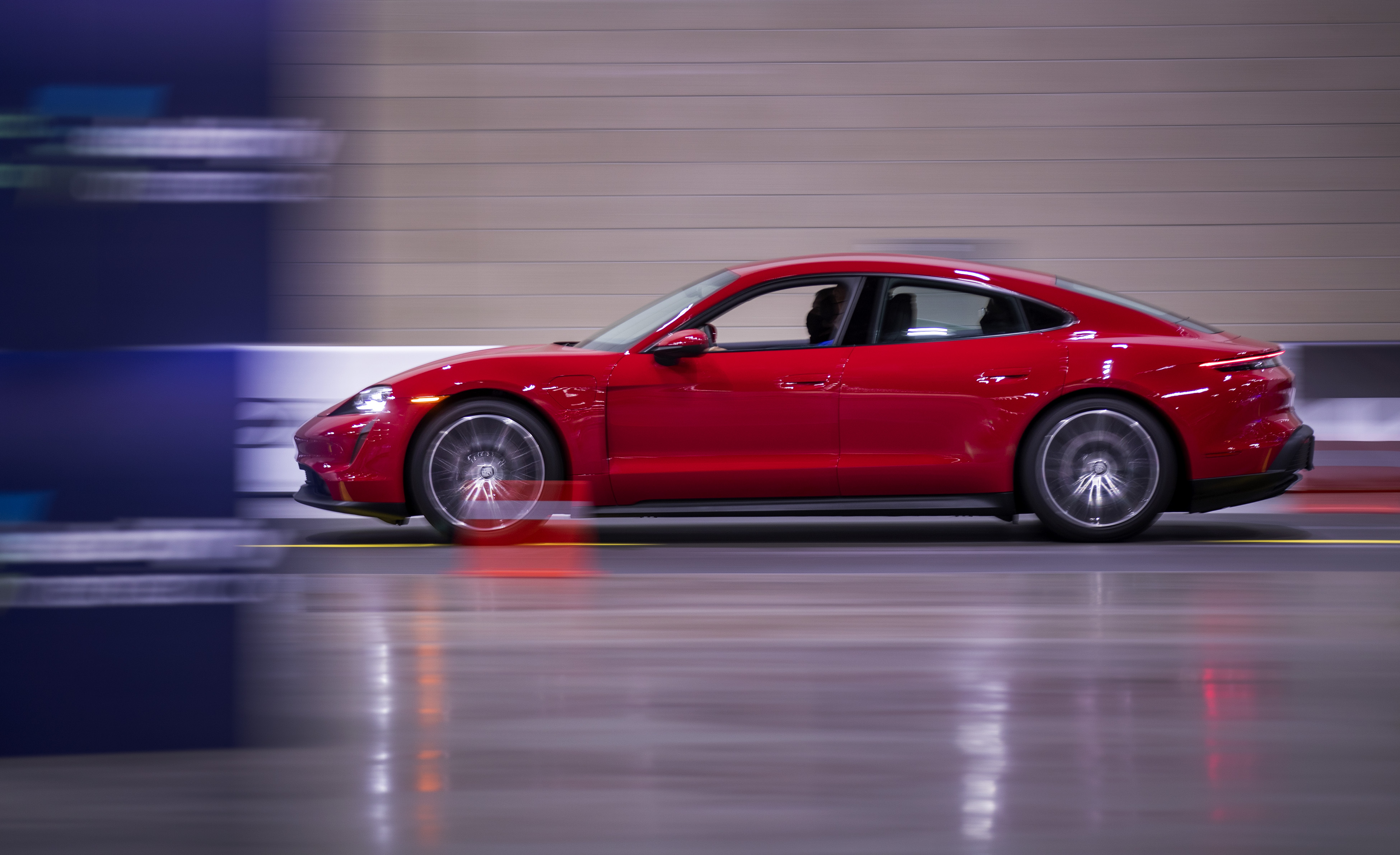 Porsche annonce que 80% de ses voitures seront électriques d'ici 2030