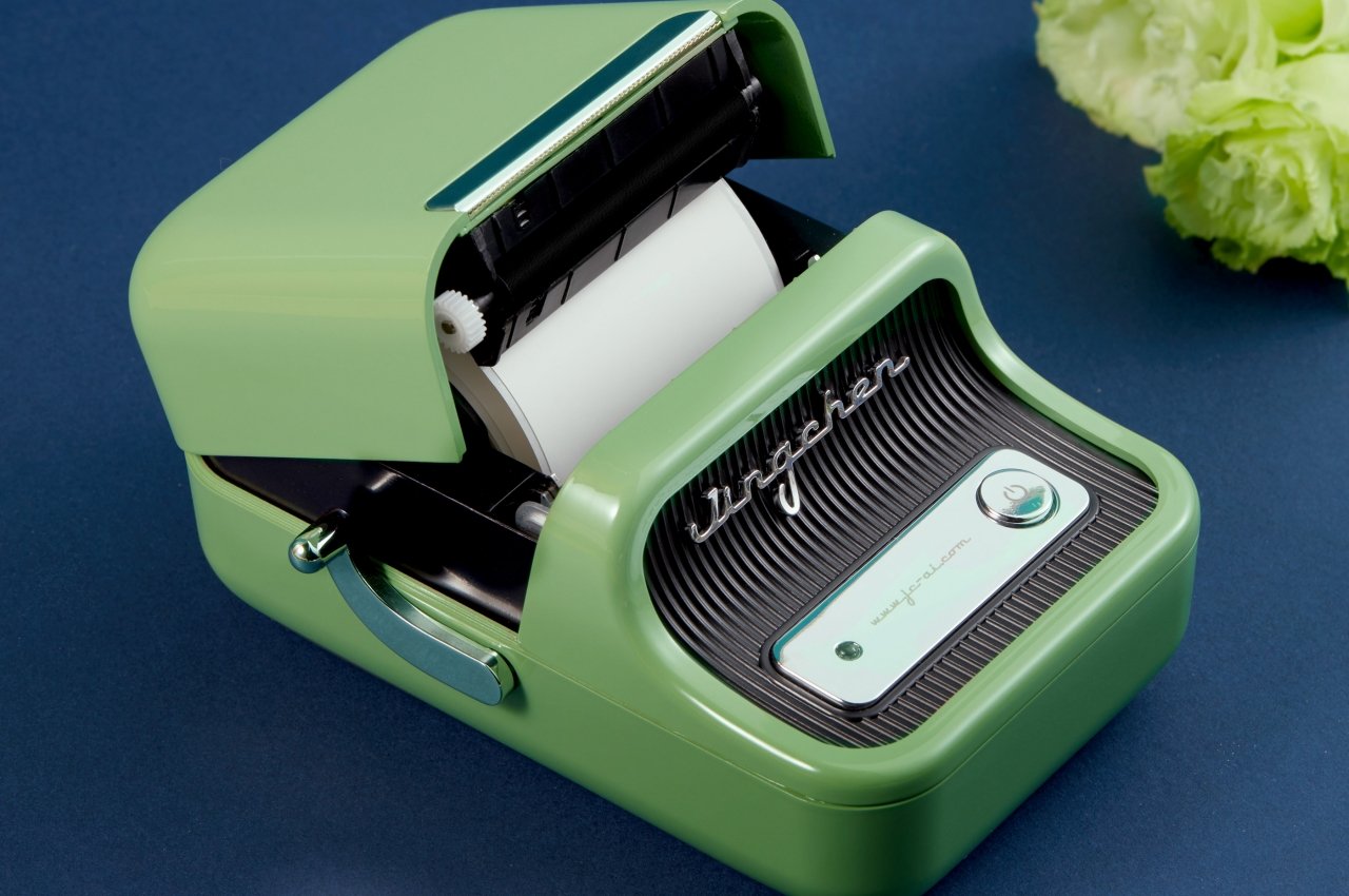 Niimbot B21 label printer gives off some classy vintage vibes-2