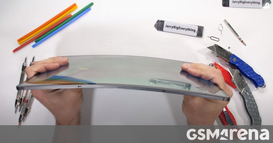 Samsung Galaxy Tab S8 Ultra survives durability test