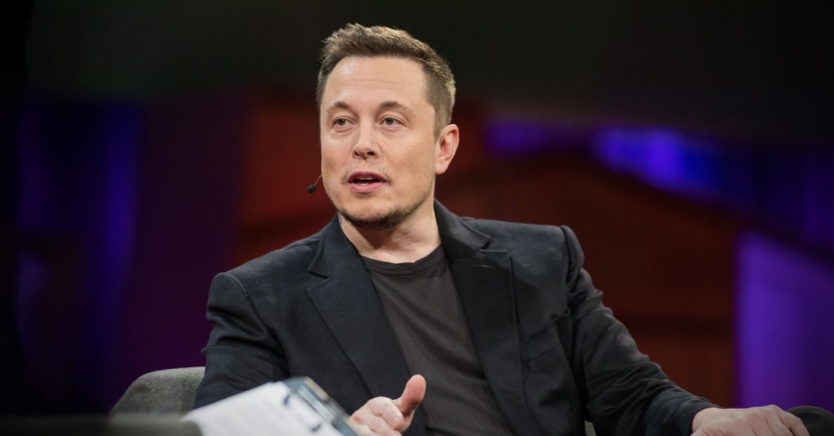Elon Musk compara el impuesto de la tienda de aplicaciones de Apple con una tarifa del 30% por usar Internet, "definitivamente no está bien"