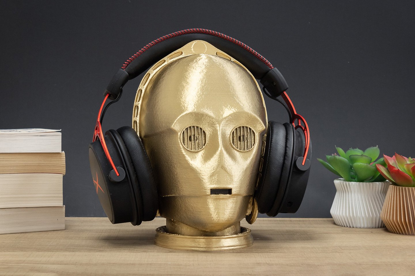 Von Star Wars inspirierte 3D-gedruckte Kopfhörerständer sind das perfekte Accessoire, um den 4. Mai zu feiern!