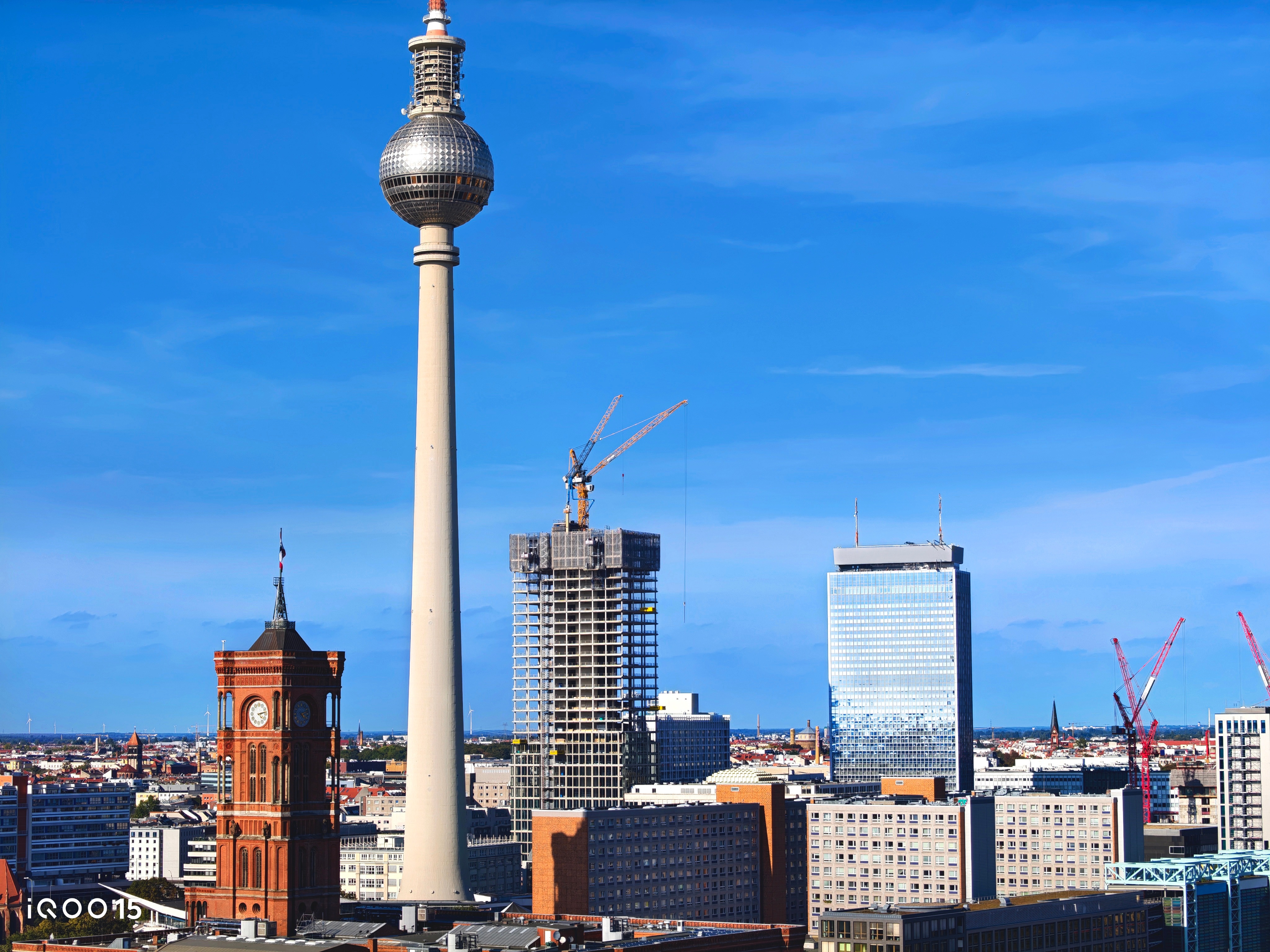 Образец фото из перископной камеры iQOO 15