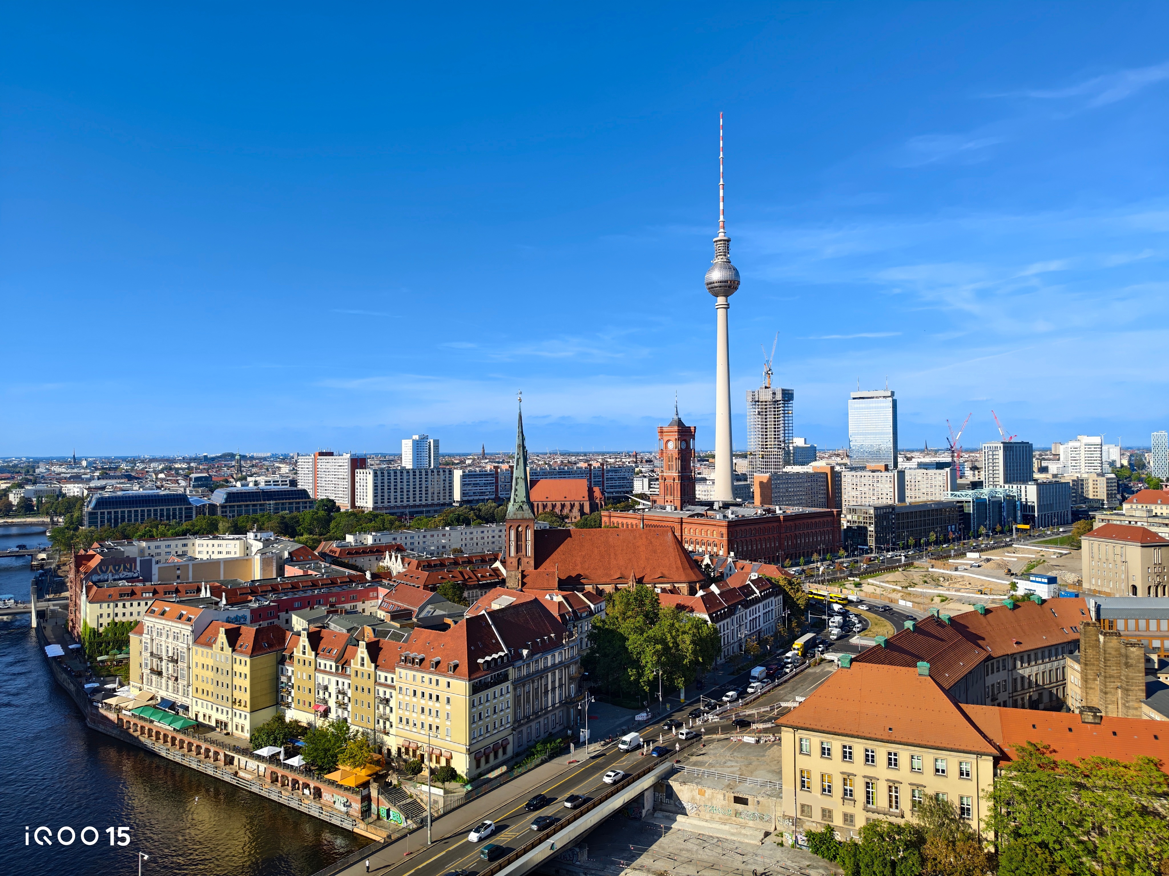 Образец фото из перископной камеры iQOO 15