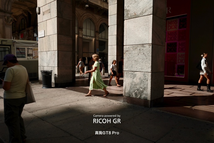 Positive Film mode - яркие, насыщенные цвета