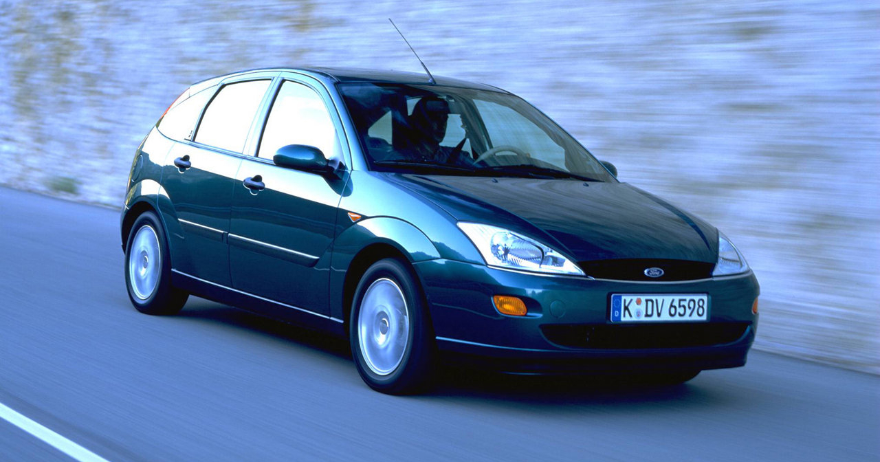 Первое поколение Ford Focus 5-дверный 1998 года