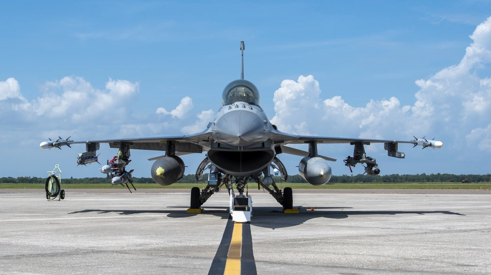 Les États-Unis vont envoyer des avions de combat F-16 Fighting Falcon à la Roumanie après l'écrasement et l'explosion de drones russes sur le territoire du pays