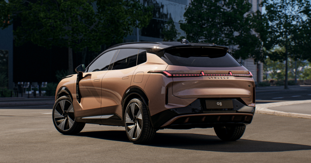 Rear of Lynk &amp; Co 08