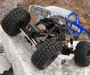 1:10 Redcat Racing Everest-10 Electric Rock Crawler review
