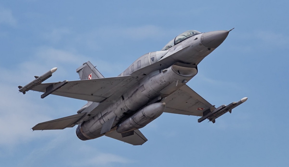 Польша готова передать Украине истребители F-16 при поддержке этого решения странами НАТО