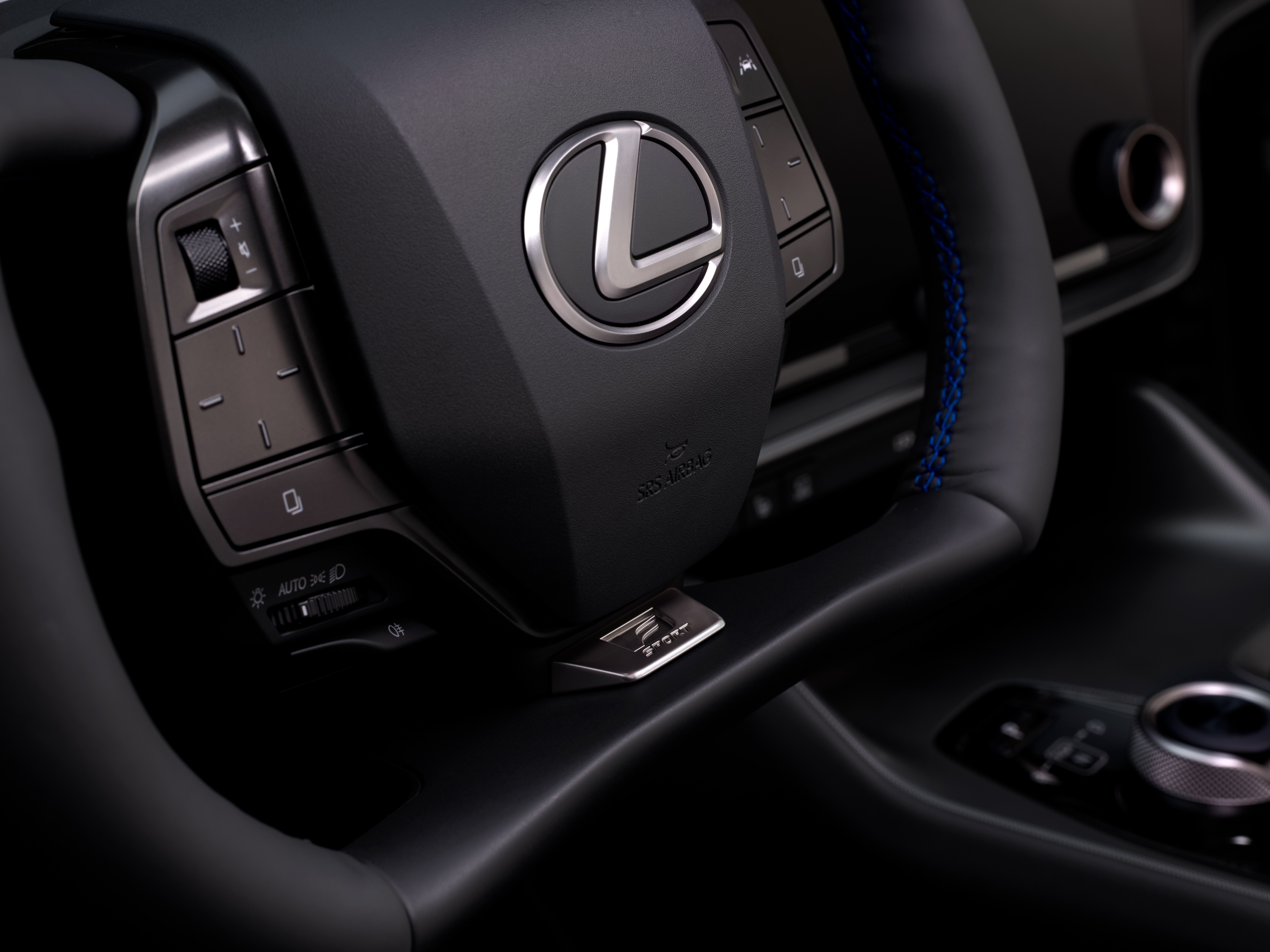 The updated interior of the Lexus RZ 2025 - image 1