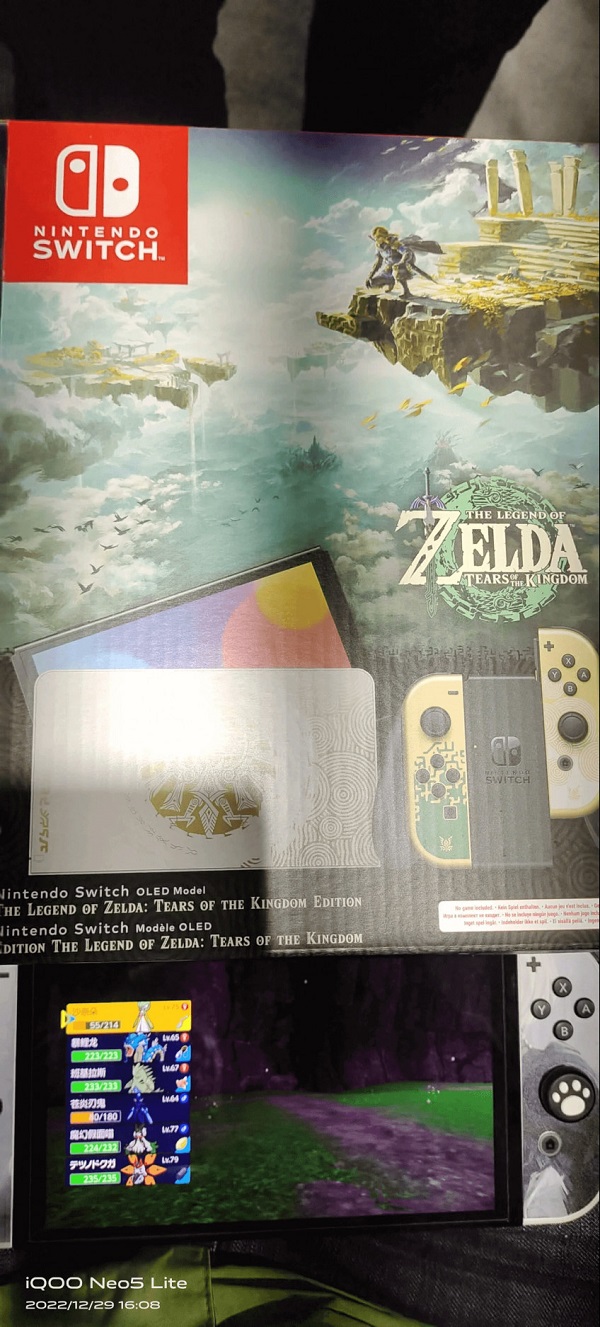 У мережу злили фотографії лімітованої версії Nintendo Switch OLED у стилістиці The Legend of Zelda: Tears of the Kingdom-4