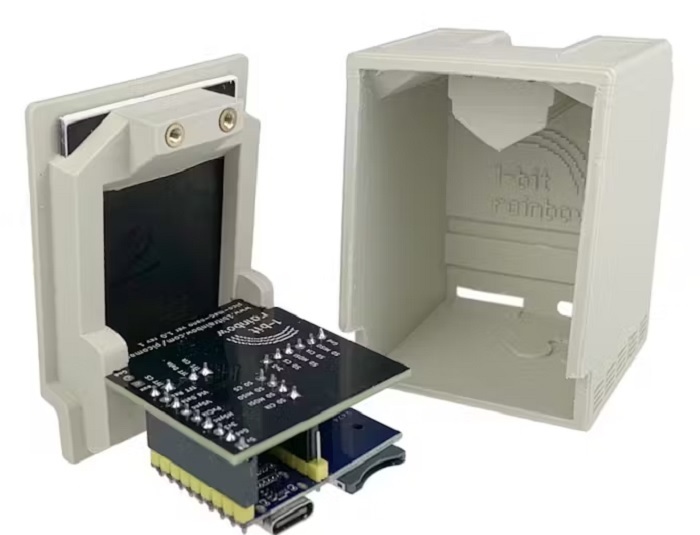 Mini Macintosh with USB accessories