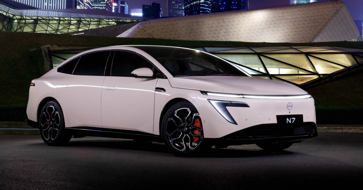 Электрический седан Nissan N7