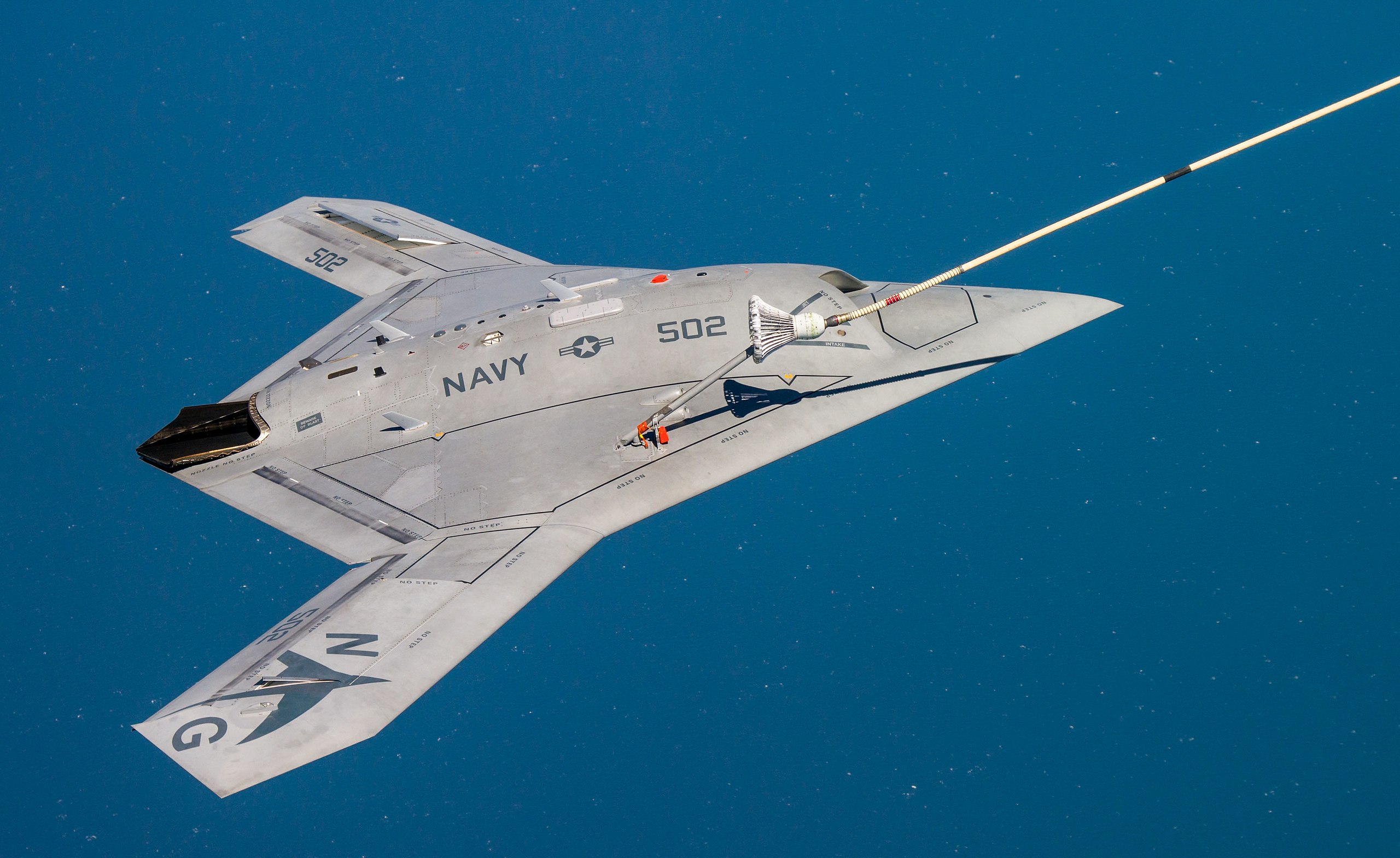 Eine mysteriöse Tarnkappendrohne, die der Northrop Grumman X-47B ähnelt, wurde in China gesichtet - es gibt drei Versionen, um die es sich handeln könnte-8