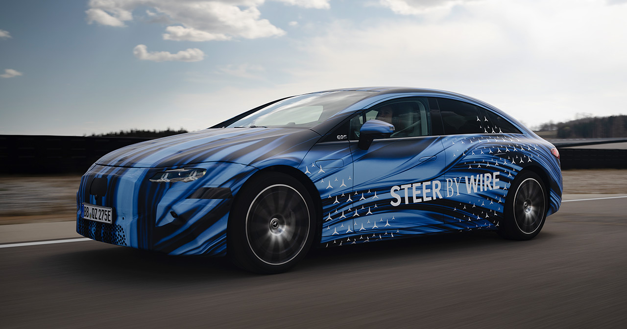 Mercedes-Benz steering system in action