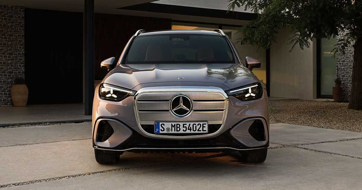 Mercedes-Benz GLC EQ Technology вид спереду