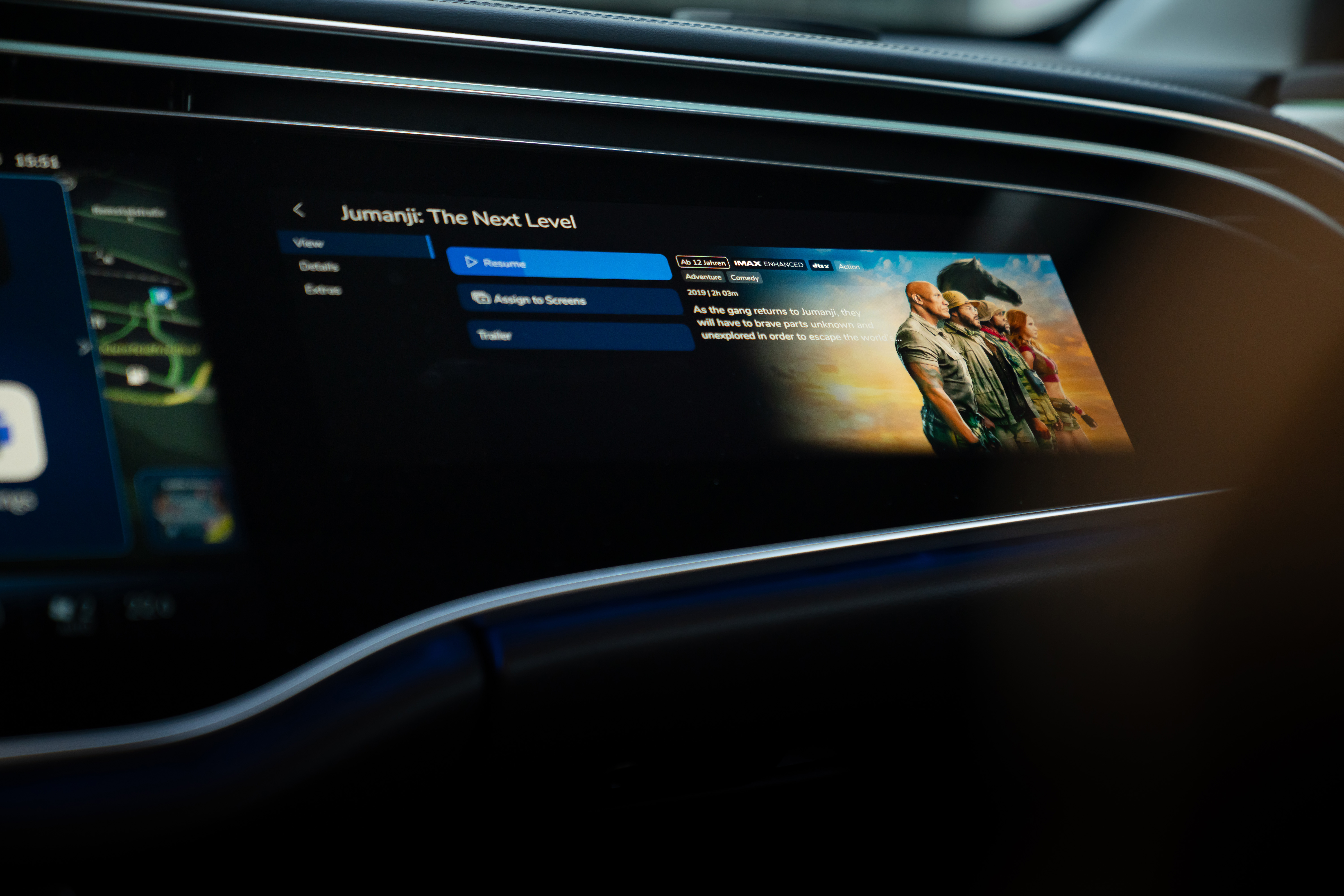 Интерфейс Mercedes-Benz MBUX