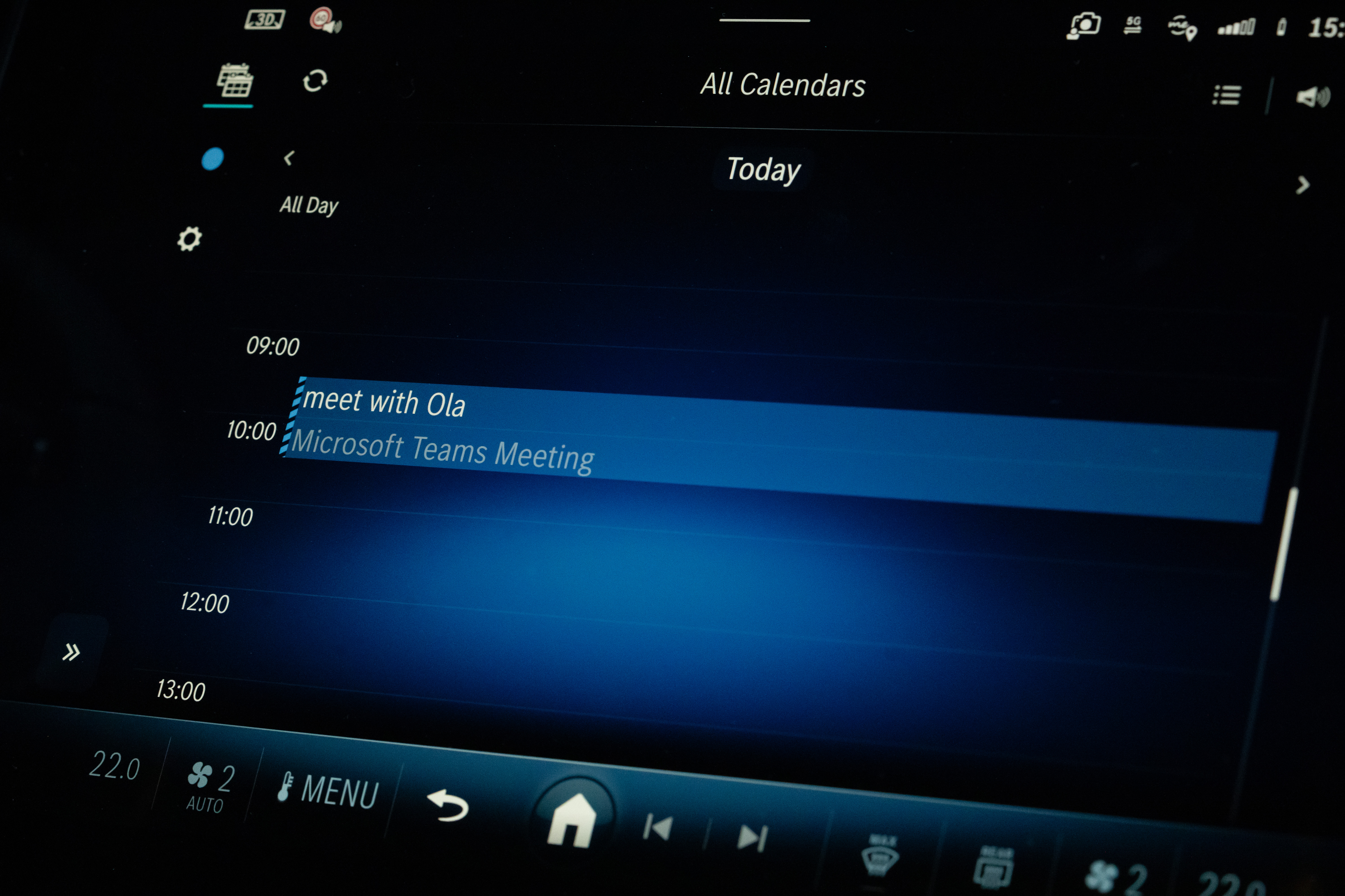 Функции Mercedes-Benz MBUX