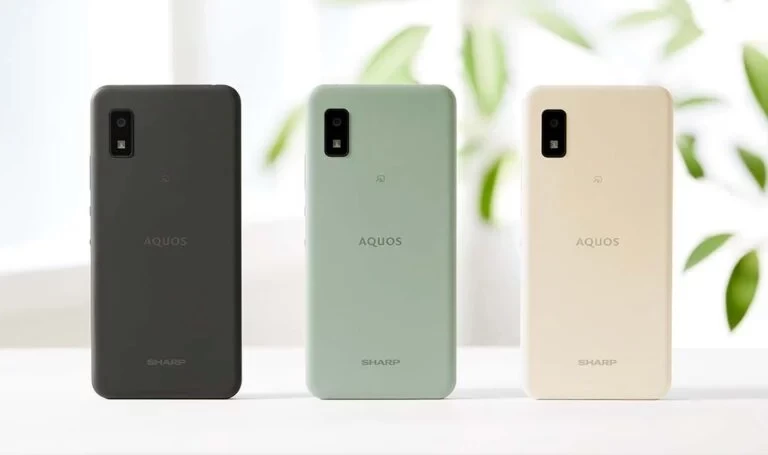 スマートフォン/携帯電話 スマートフォン本体 Sharp Aquos Wish is a compact, indestructible smartphone made from 