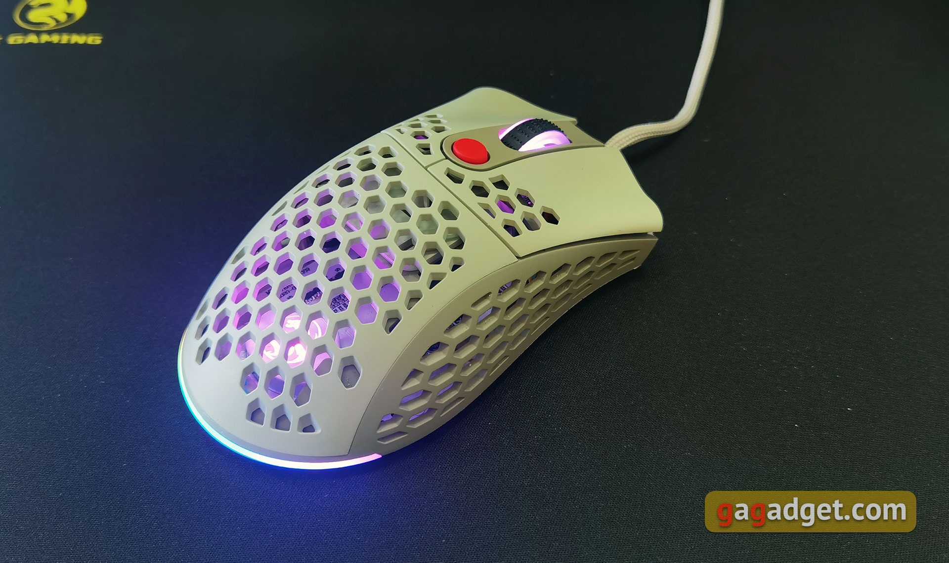 2E Gaming HyperSpeed Pro - przegląd: Lekka mysz do gier z doskonałym sensorem-12