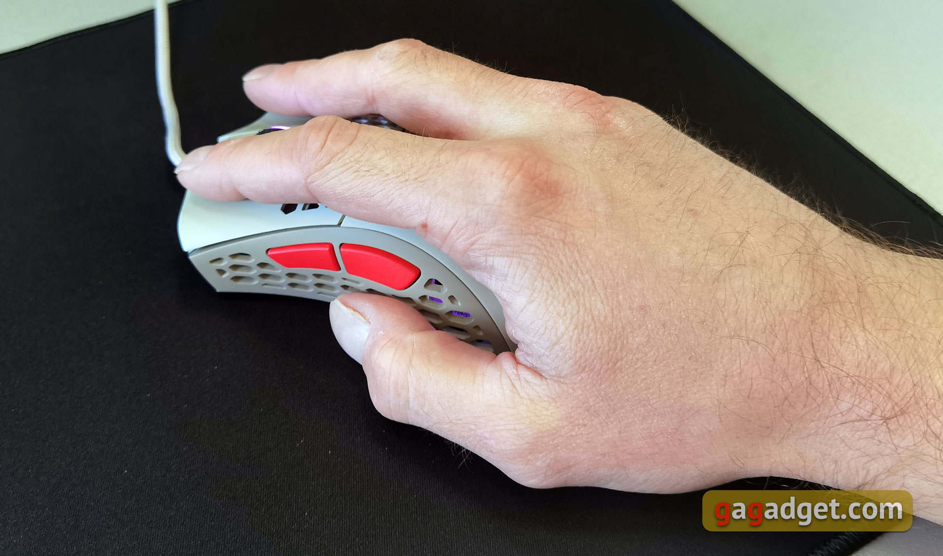 2E Gaming HyperSpeed Pro Überblick: Eine leichte Gaming-Maus mit einem großartigen Sensor-16