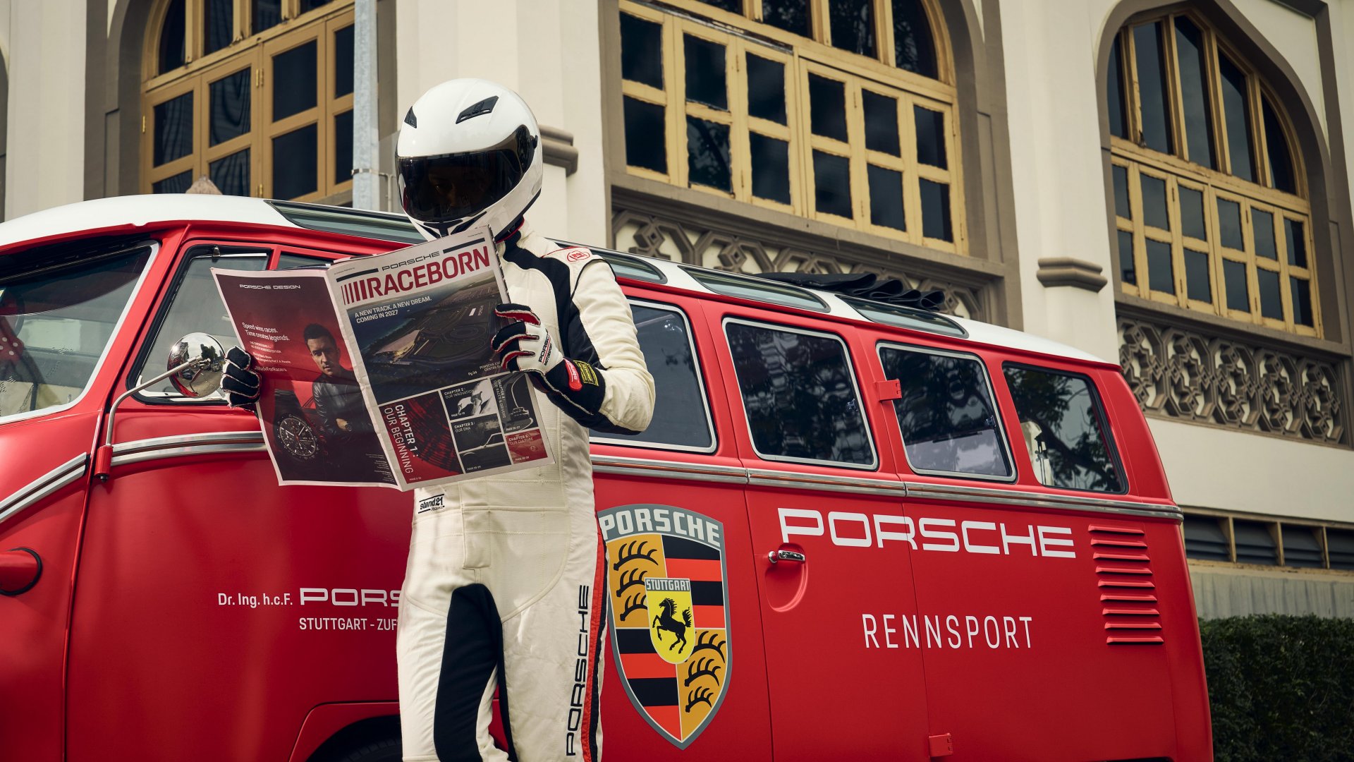 Передняя часть Porsche Experience Center в Сингапуре